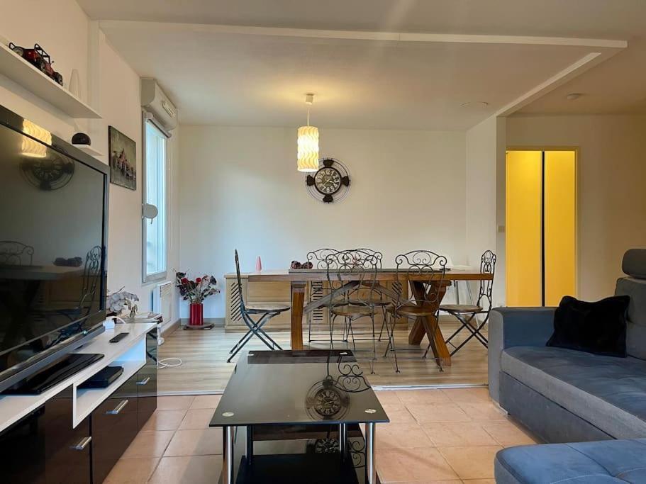 L'Appartement Michelet - Parking Prive Et Gratuit - 2Km Cite Medievale Carcassonne Exterior photo