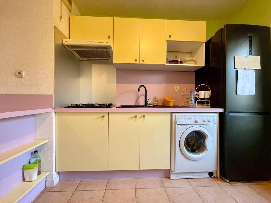 L'Appartement Michelet - Parking Prive Et Gratuit - 2Km Cite Medievale Carcassonne Exterior photo